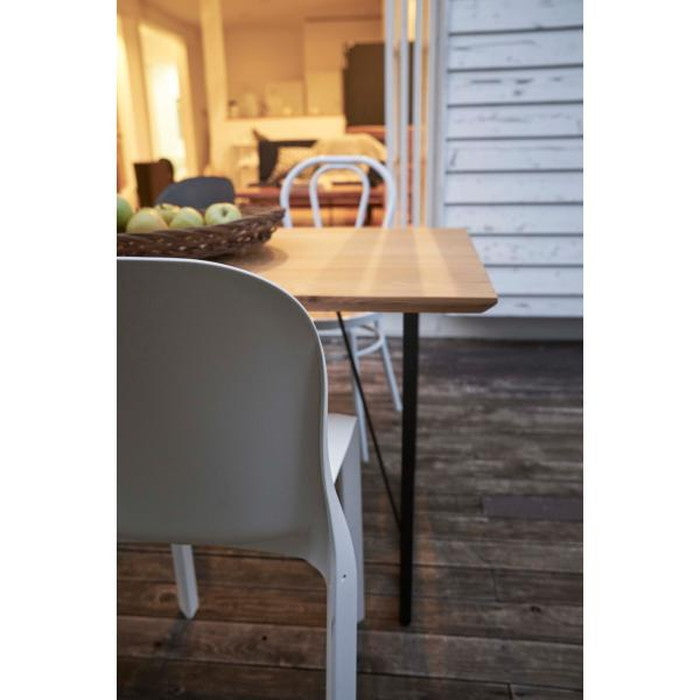 ダイニング チェア ブラック W47×D53×H84×SH47 チェア ダイニングチェア 椅子 積み重ね スタッキング ガーデン ベランダ テラス ポリプロピレン製 お手入れ簡単 耐水性 軽量 持ち運び シンプル azu-cl-503の画像