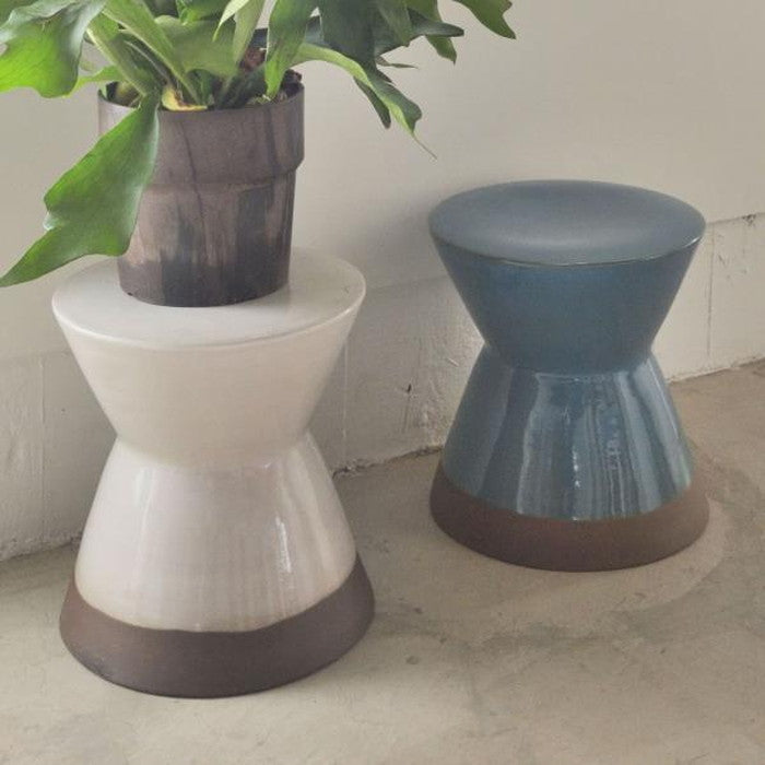 ミニスツール ブラック ブルー グレー ホワイト イエロー φ30×H31 ミニスツール スツール フラワーベース 花台 オブジェ サイドテーブル 陶器 玄関 屋内 屋外 カラフル ポップ シンプル ホワイト ブラック ブルー イエロー グレー レッド azu-cly-20の画像