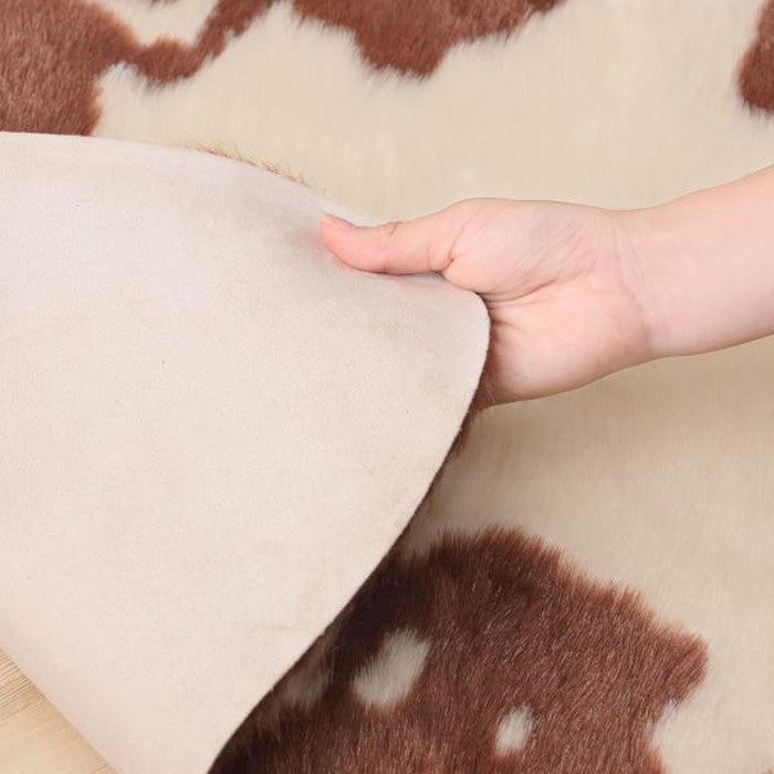 ラグ マット ブラック ブラウン 約W160×D220 マット ラグ ウシ ジャングル アニマル柄 牛柄 牛柄調 オシャレ ラグマット デザインラグ アフリカンパング フェイクカウハイド調 ブラック 牛柄ラグ アニマルラグ azu-rg-15の画像