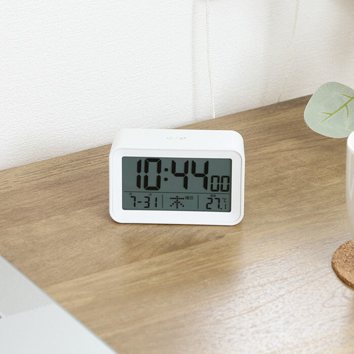 置時計 電波デジタル WH ホワイト 完成品 W101×D42×H63mm 0.117kg fj-60696の画像