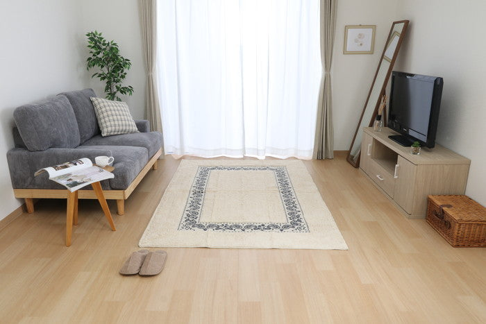 コットンラグ BANDANA 130×190cm WH×NV 幅1300×奥行1900×高さ10 fj-7645の画像