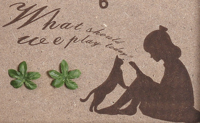 こどもたち ネコ 北欧テイスト インテリアクロック 時計 Reading Girl NA ナチュラル DC-3111 保証付 店舗 カフェ ラウンジ ロビー ホテル 法人 kar-4020183s1の画像