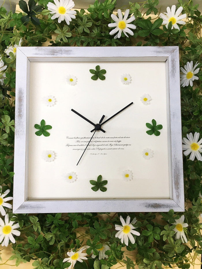 花と葉っぱの可愛い掛時計 Leaf&Flower Clock LF-1001 フレームカラー:アンティークホワイト 保証付 店舗 カフェ ラウンジ ロビー ホテル 法人 kar-9486390s1の画像