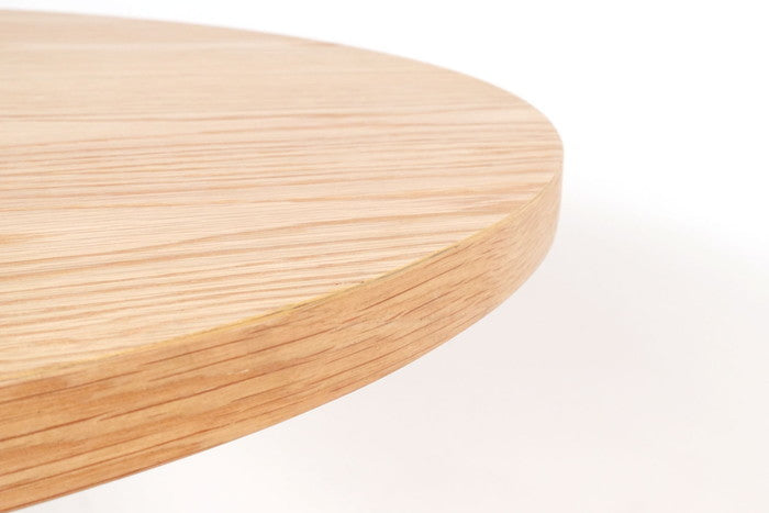 ラウンドリフトテーブル 天板: オーク突板仕上げ 脚部:アルミナムダイキャストポリッシュ仕上げ 直径66xH54-73 e-comfort デザイナーズ ジェネリック家具 リプロダクト kwg-cts010-oakの画像