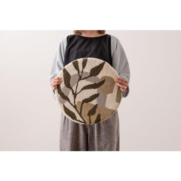 シートクッション ベージュ 約W40×H40 シートクッション クッション タフティング 立体感 チェア ベンチ 幅40cm 奥行40cm 40×40 イス用クッション 40×40cm 円形 円 直径40cm 1人掛け用 北欧 ナチュラル 韓国インテリア 椅子用クッション 座面クッション グリーン 緑 深緑 ベージュ azu-fab-013の画像