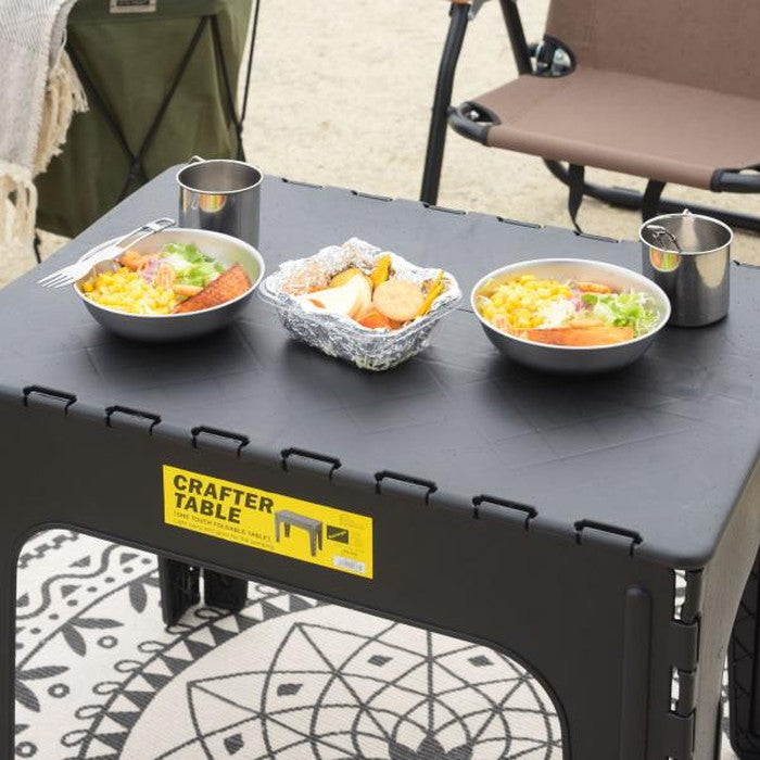 クラフターテーブル スクエア ブラック グリーン サンドベージュ W65×D45×H50 クラフターテーブル 机 折りたたみテーブル フォールディングテーブル スクエア 四角 アウトドア 屋外 野外 キャンプ BBQ ポリプロピレン 持ち運び コンパクト サンドベージュ グリーン カーキ ブラック azu-lfs-415の画像