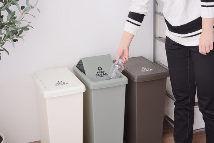 スライド ペール ごみ箱 ゴミ箱 ダストボックス トラッシュ30L ブラウン グリーン ホワイト W24×D37×H53 ゴミ箱 30L ダストボックス 屋外 屋内 キャスター付き ポリプロピレン ごみ箱 分別ゴミ箱 キッチン スライドロック式 スライドペール アースカラー ブラウン グリーン ホワイト azu-lfs-762の画像