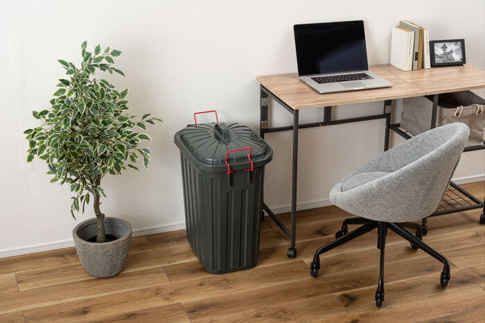 タフカン60L ブルーグレー ブラウン チャコールグレー ホワイト W36×D55.4×H62.2 ゴミ箱 スリム ごみ箱 ダストボックス 分別 ポリエチレン プラスチック 丈夫 頑丈 シンプル 耐衝撃 野外 屋外 室外 割れにくい 日本製 メイドインジャパン 国産 フタ付き 蓋付き ロック カバーセイバー 持ち運び 軽い 軽量 お手入れ簡単 おしゃれ モダン 北欧 角丸 安全 azu-lfs-938の画像