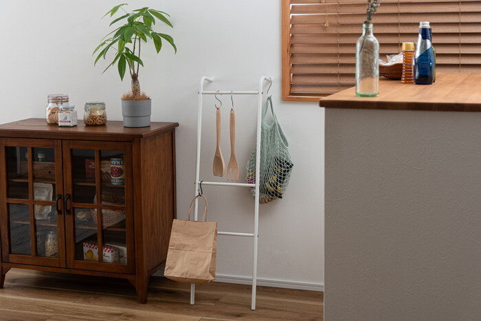  ハンガー ダークグレー グレー ホワイト W30×D15×H100 ハンガー 高さ100cm 壁掛け 洋服掛け 部屋干し ディスプレイ 玄関 スチール 見せる収納 スリム シンプル 軽量 ダークグレー azu-mip-23の画像