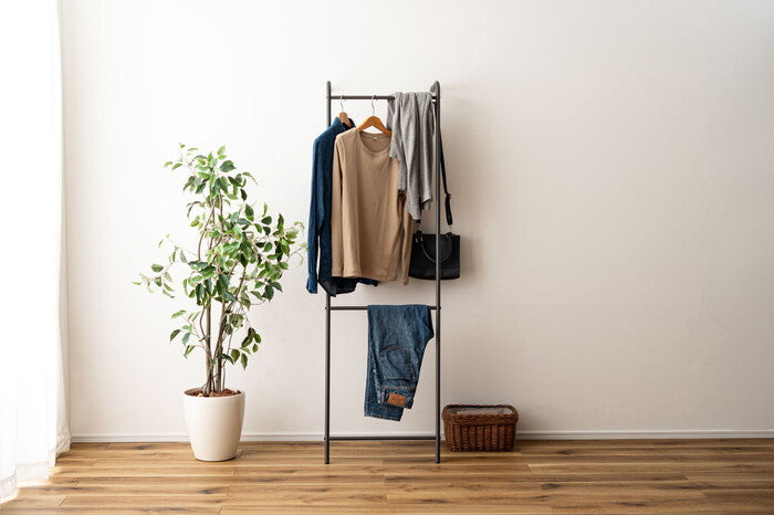  ハンガー ダークグレー グレー ホワイト W49.5×D21×H163 ハンガー 高さ163cm 壁掛け 洋服掛け 部屋干し ディスプレイ 玄関 スチール 見せる収納 スリム シンプル 軽量 ダークグレー azu-mip-24の画像