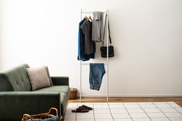  ハンガー ダークグレー グレー ホワイト W49.5×D21×H163 ハンガー 高さ163cm 壁掛け 洋服掛け 部屋干し ディスプレイ 玄関 スチール 見せる収納 スリム シンプル 軽量 ダークグレー azu-mip-24の画像