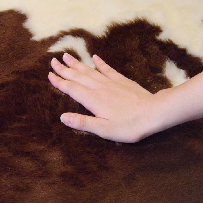 ラグ マット ブラック ブラウン 約W160×D220 マット ラグ ウシ ジャングル アニマル柄 牛柄 牛柄調 オシャレ ラグマット デザインラグ アフリカンパング フェイクカウハイド調 ブラック 牛柄ラグ アニマルラグ azu-rg-15の画像