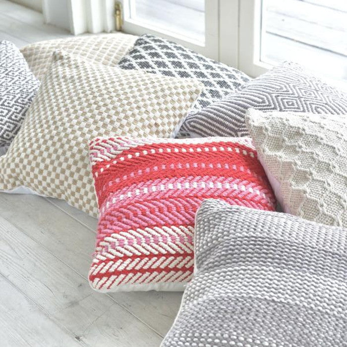 クッション ベージュ グレー アイボリー フレー レッド 約W45×D45×H16  azu-ttc-337の画像