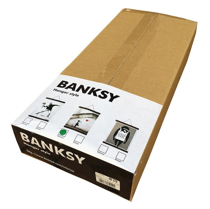 バンクシー ハンガータイプ ホワイト Banksy Molotov White Hanger style IBA-61991 bic-8868798s1