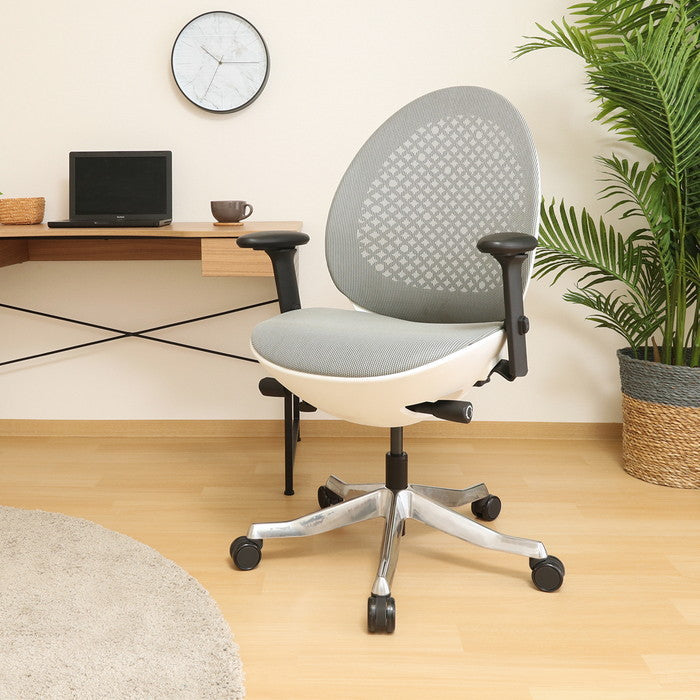 OVOチェア 肘付き WH PYJAVP ホワイト 幅660×奥行655×高さ980?1075mm fj-37923の画像