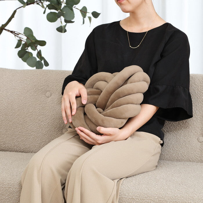 ラウンドクッション チャンキー 34×34cm BR 完成品 W340×D340×H100mm 0.65kg fj-37935の画像