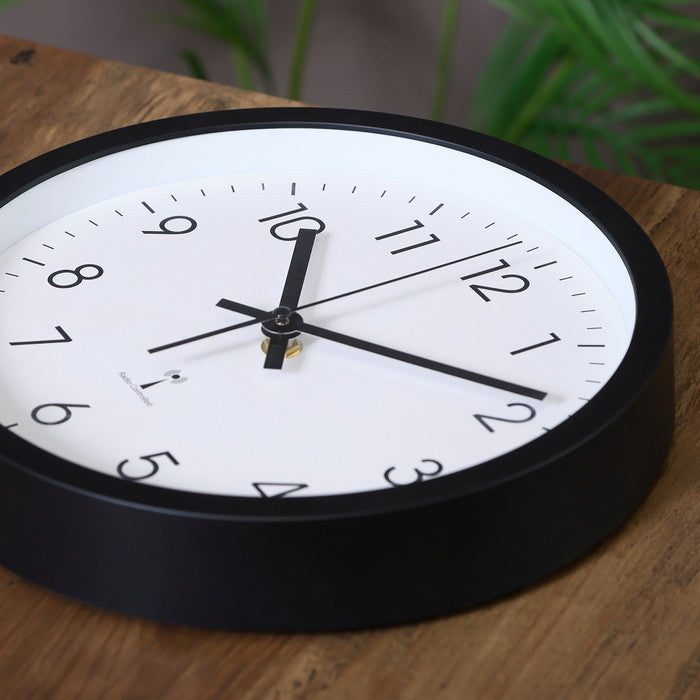 電波掛時計 掛け時計 シンプル 25cm BK ブラック 幅250×奥行250×高さ40 fj-70475の画像
