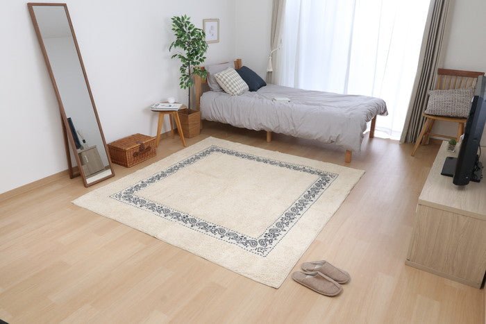 コットンラグ BANDANA 185×185cm WH×NV 幅1850×奥行1850×高さ10 fj-7647の画像