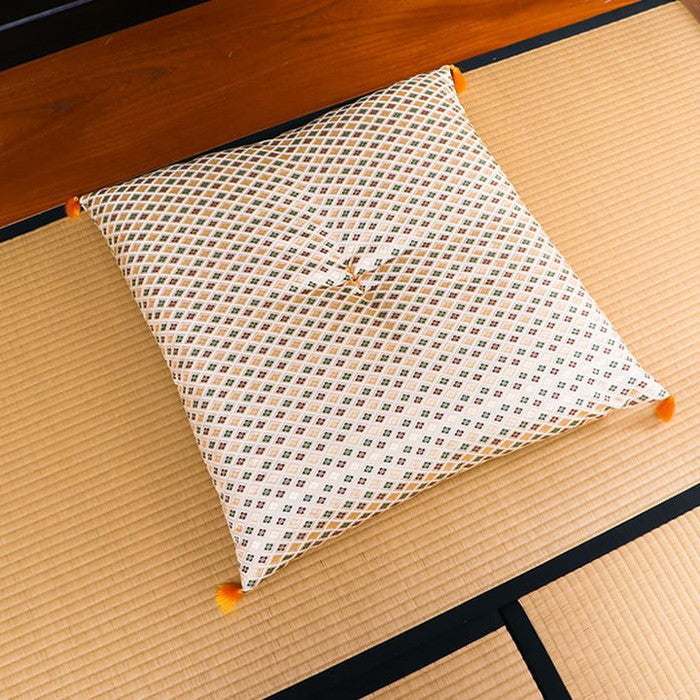 日本製 御前座布団 金襴 盆 法事 仏前 豪華 クッション性 約70×70cm ihk-1131660013102の画像
