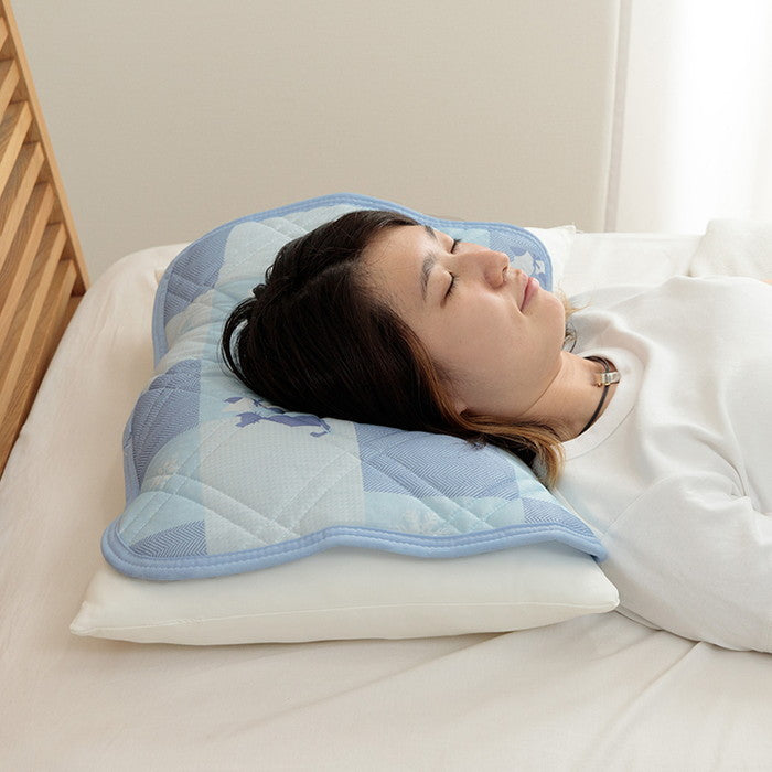 冷感 可愛い 猫柄 おすすめ ひんやり 肌触り 節電 冷感寝具 夏用 涼しい 枕パッド 約40×50cm ブルー ihk-1195100379902の画像