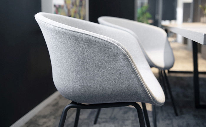 モーブ ダイニング チェア スチールレッグ フルカバー MAUVE Dining Chair SteelLeg FullCover ファブリック 3年保証付 デザイナーズ ジェネリック家具 リプロダクト inv-665f-qeの画像