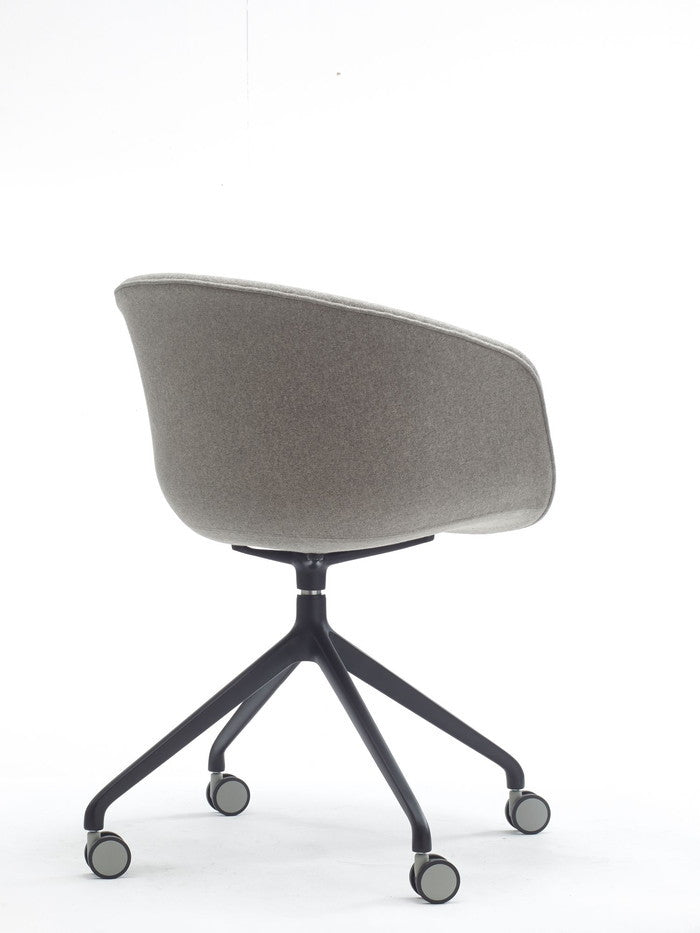 モーブ ダイニング チェア キャスターレッグ MAUVE Dining Chair CasterLeg シェル 白のみ 内側 ファブリック 3年保証付 デザイナーズ ジェネリック家具 リプロダクト inv-665hの画像
