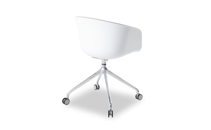 モーブ ダイニング チェア キャスターレッグ MAUVE Dining Chair CasterLeg シェル 白のみ 内側 ファブリック 3年保証付 デザイナーズ ジェネリック家具 リプロダクト inv-665hの画像