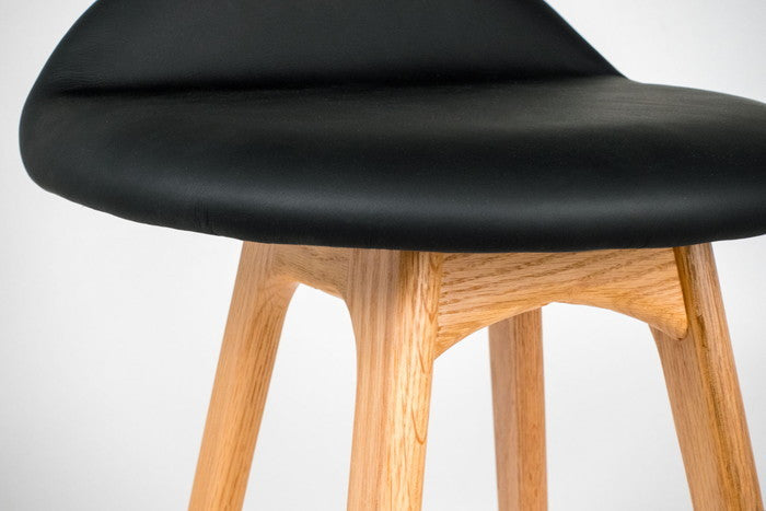 【即納】7279 カウンタースツール 本革 レザー レッドオーク ブラック W40xD46xH74 sh65 e-comfort デザイナーズ ジェネリック家具 リプロダクト  kwg-bs7279a6t0aの画像