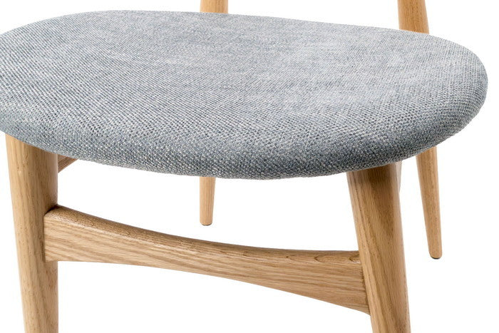 【即納】1542 チェア ファブリック レッドオーク ブラウン ブラック ミディアムグレー W58xD46xH74 sh47 e-comfort デザイナーズ ジェネリック家具 リプロダクト  kwg-ch15426t3b3jの画像