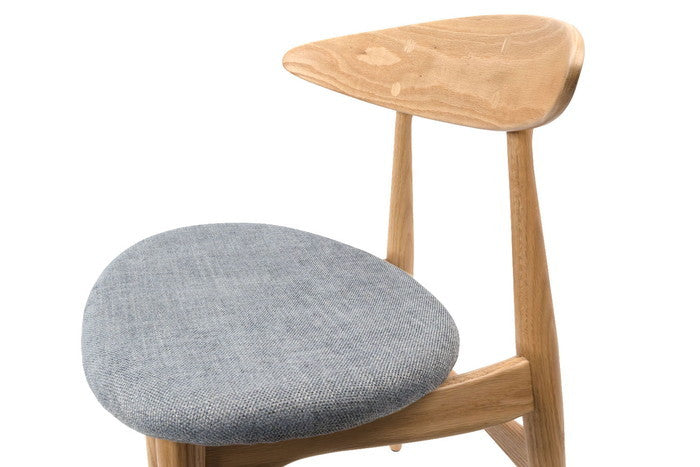 【即納】1542 チェア ファブリック レッドオーク ブラウン ブラック ミディアムグレー W58xD46xH74 sh47 e-comfort デザイナーズ ジェネリック家具 リプロダクト  kwg-ch15426t3b3jの画像