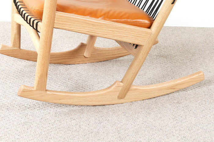 No.124 ロッキングチェア 本革 レザー レッドオーク ブラウン ブラック ブラック ホワイト ブラウン ダークブラウン クリームホワイト レッド W75xD92xH103 sh43 e-comfort デザイナーズ ジェネリック家具 リプロダクト  kwg-ch2124-leの画像