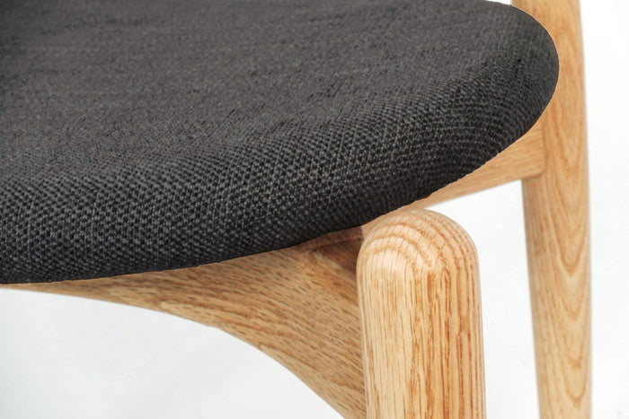 【即納】9109 チェア ファブリック レッドオーク ブラウン ブラック ライトグレー W54xD44xH73 sh45 e-comfort デザイナーズ ジェネリック家具 リプロダクト  kwg-ch91096t3a3cの画像