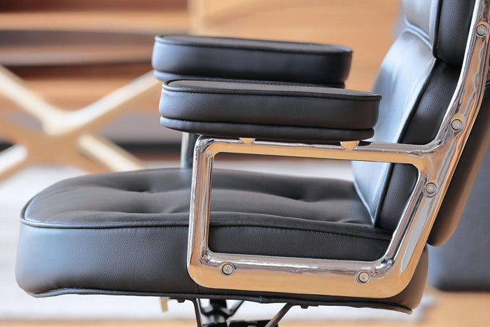 【即納】チャールズ＆レイ・イームズ エグゼクティブ タイムライフチェア PUレザー 保証付 e-comfort デザイナーズ ジェネリック家具 リプロダクト  kwg-chea09hscpubkの画像