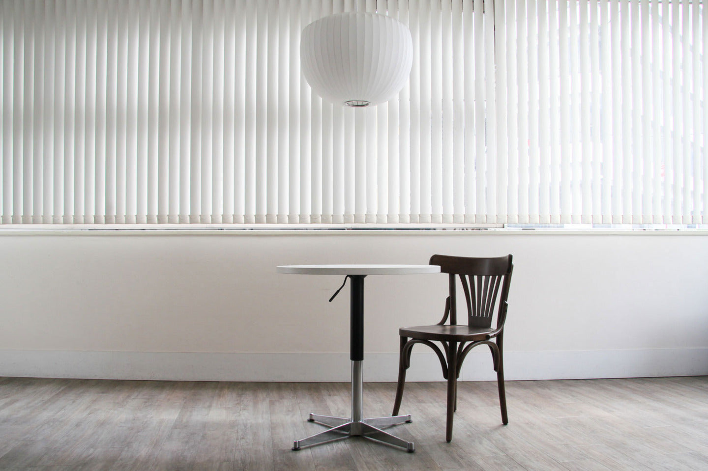 クナイペ チェア ビーチ ブラウン ブラック W51xD44x79 sh45 e-comfort デザイナーズ ジェネリック家具 リプロダクト  kwg-chh056の画像