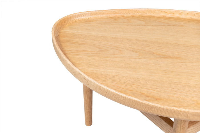 Eye テーブル スモール レッドオーク ブラウン ブラック 脚部：レッドオーク W90xD56xH52 e-comfort デザイナーズ ジェネリック家具 リプロダクト  kwg-ct2301a-oakの画像