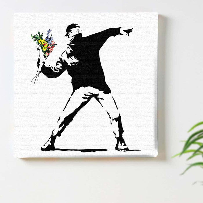 バンクシー デザイン Banksy Design 日本正規ライセンス 花投げ bdld-1907-002 Lサイズ 57cm×57cm アートパネル ファブリックパネル アートボード インテリアパネル 壁掛け 日本製 ラッピング付き lib-bdld-1907-002-l