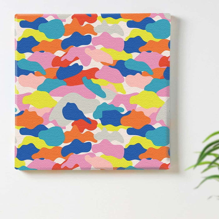 カモフラージュ柄 patt-1902-010 Mサイズ 30cm×30cm アートパネル ファブリックパネル アートボード 壁掛け 日本製 ラッピング付き 店舗 カフェ ラウンジ ロビー ホテル 法人 lib-patt-1902-010-mの画像