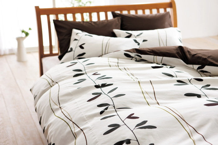 西川 mee ピロケース 綿100％ 抗菌 防縮 ナチュラル シック リーフ柄 ME07 ピロケース nis-10266789s7の画像